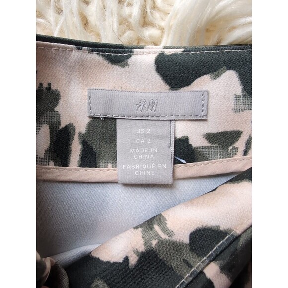 H&M Women’s Olive Green/Beige Abstract Camo Flared A-Line Skirt Sz 2 High Waist - Picture 8 of 11